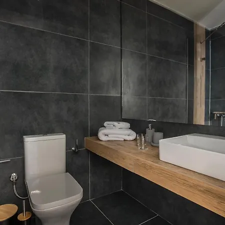 Hotell Erolidae 4*