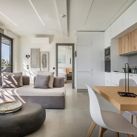 Erolidae Hotel Atsoupades