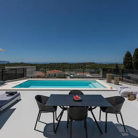 Erolidae Hotel Atsoupades